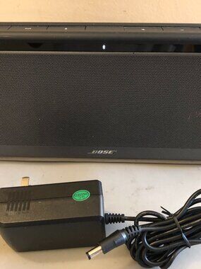 Bose Soundlink Wireless Mobile Speaker ( Leather )